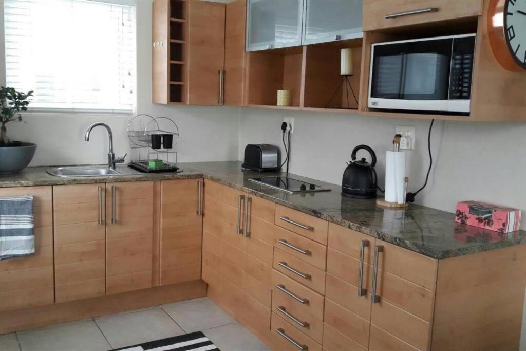 Sunny Thesen Islands Cottage Knysna Exteriör bild